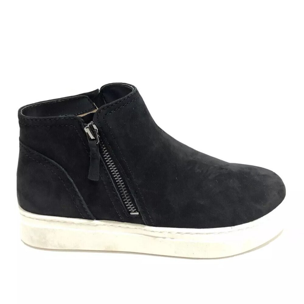 Naturalizer Women’s Celeste Bootie Black Suede Size 7Wide